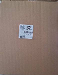 RE210102 Filter vazduha(RE587793)